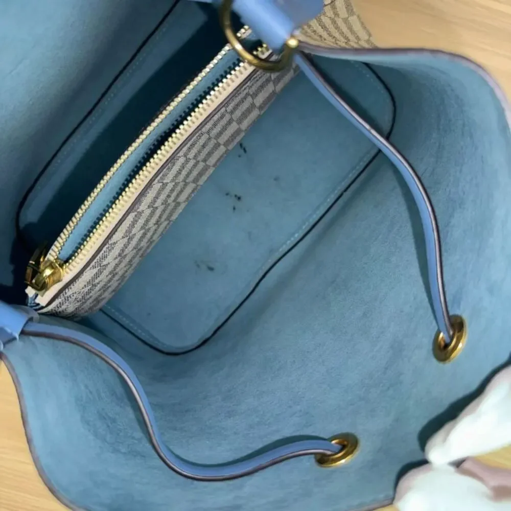 Louis Vuitton Women Pre-Loved Bag Very Good Condition